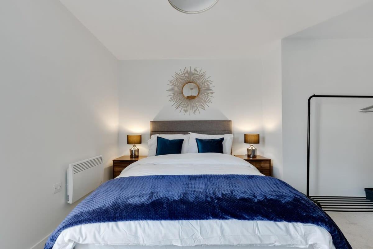 1 Bed Modern Apartment In A Converted Mill Leeds  Exterior foto