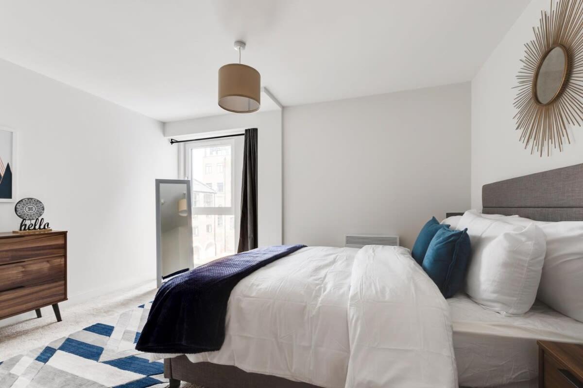 1 Bed Modern Apartment In A Converted Mill Leeds  Exterior foto